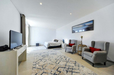 Contemporary Villa with Panoramic Ocean Views and Rooftop Terrace, Property for sale in Loulé, Faro, PP176432