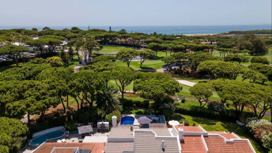 Prime Vale do Lobo Villa with Stunning Golf Course Views, Property for sale in Almancil, Loulé, PP176457