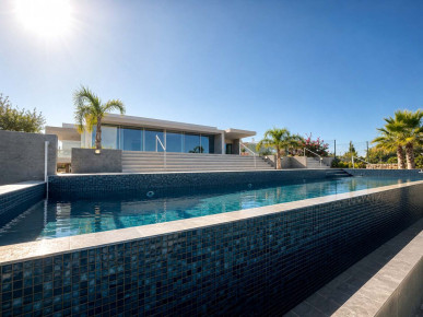 Brand New Villa with an Annexe and Sea Views, Property for sale in PP176469
