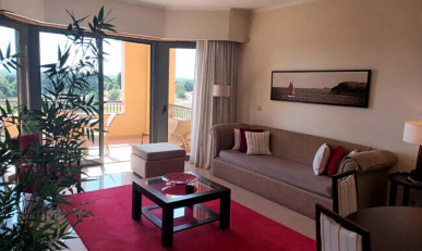 First-Floor 2-Bedroom Apartment with Golf Views in The Residences, Property for sale in Vilamoura, Albufeira, PP176468