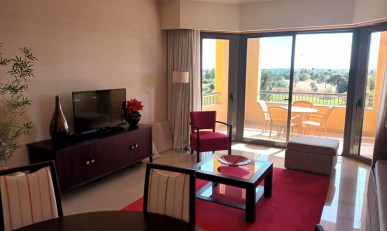 First-Floor 2-Bedroom Apartment with Golf Views in The Residences, Property for sale in Vilamoura, Albufeira, PP176468