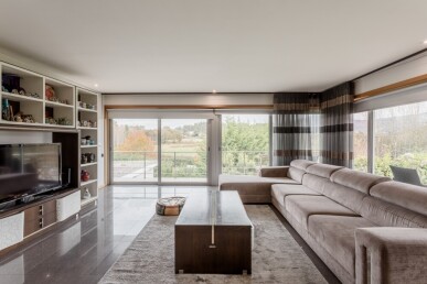 4 bedroom Property in Guimarães, Property for sale in Briteiros Santo Estêvão e Donim, Guimarães, JL-99370