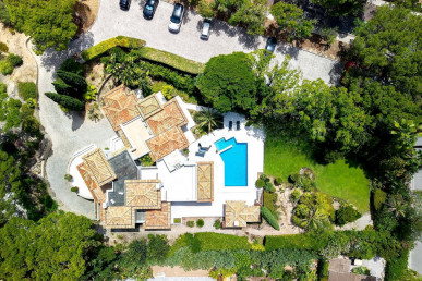 Exceptional Five-Bedroom Villa in Pinheiros Altos, Quinta do Lago, Property for sale in Almancil, Loulé, PP176482