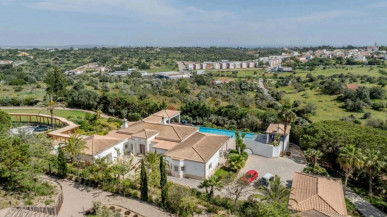 A Private 1.6-Hectare Estate in Porches, Property for sale in Porches, Lagoa, PP176492