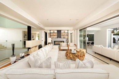 Frontline Golf Living: A Seven-Bedroom Family Residence in Quinta do Lago, Property for sale in Almancil, Loulé, PP176507
