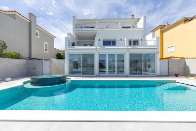 Contemporary 5-Bedroom Luxury Villa With Golf And Ocean Views In Quinta Da Boavista, Lagos, Property for sale in Lagos, Faro, PP176364