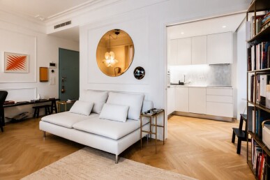 1 bedroom Property in Lisbon, Property for sale in JL-99743
