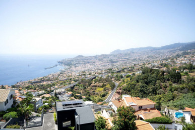 STUNNING 5-BEDROOM VILLA WITH PANORAMIC FUNCHAL & OCEAN VIEWS, Property for sale in PP176565