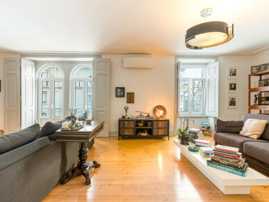 4 bedroom Property in Lisbon, Property for sale in JL-100148