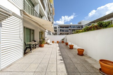 3 bedroom Property in Lisbon, Property for sale in JL-91820