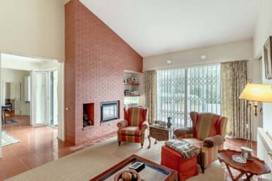 4 bedroom Property in Sintra, Property for sale in JL-100345