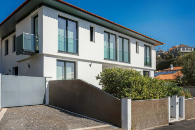 Beautiful Turnkey Home in Central Funchal, Property for sale in PP176588