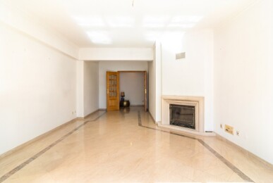 3 bedroom Property in Oeiras, Property for sale in Oeiras, Lisbon, JL-100344