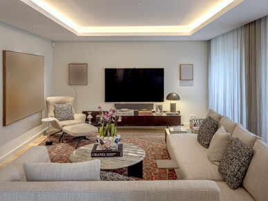 4 bedroom Property in Lisbon, Property for sale in JL-93729