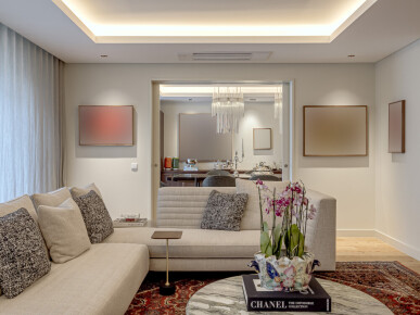 4 bedroom Property in Lisbon, Property for sale in JL-93729