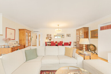 3 bedroom Property in Lisbon, Property for sale in Carnide, Lisbon, JL-100656